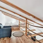 Starolecka Apartment With Mezzanine